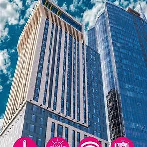 Hotel Sky Loft By Rixwell International, Kijów